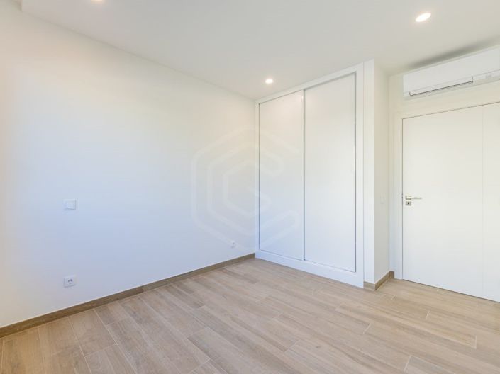 Image No.16-3 Bed Apartment for sale