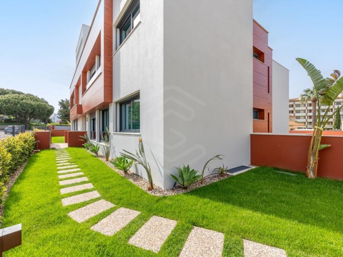 Image No.29-3 Bed Apartment for sale