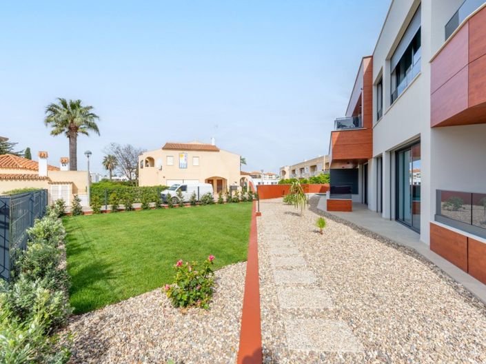 Image No.31-3 Bed Apartment for sale