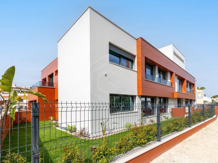 Image No.41-3 Bed Apartment for sale