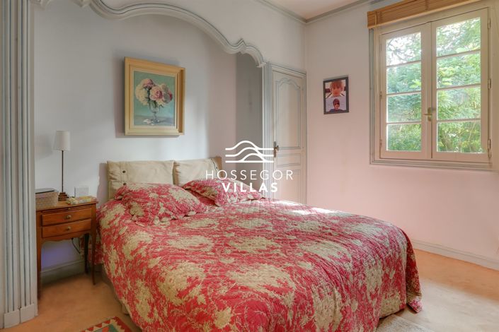 Image No.9-4 Bed House for sale