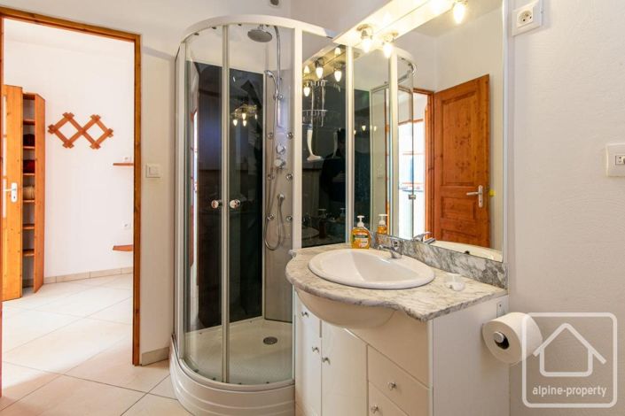 Image No.32-Propriété de 7 chambres à vendre à Verchaix