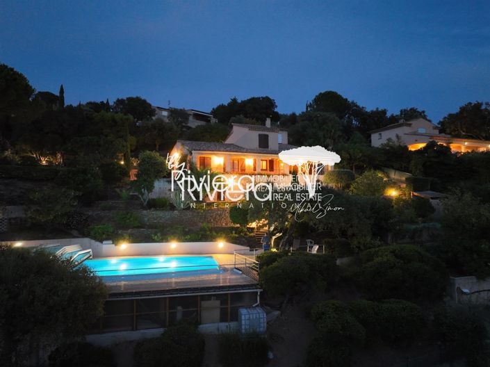 Image No.4-5 Bed House for sale