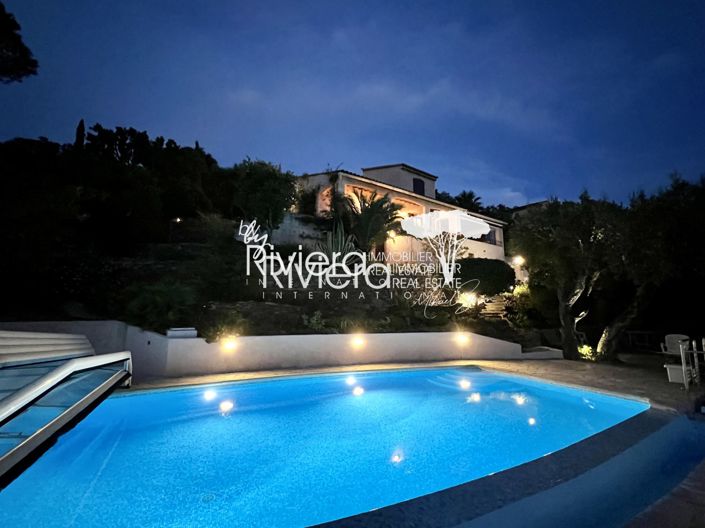 Image No.5-5 Bed House for sale