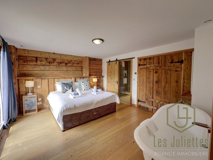 Image No.15-10 Bed House for sale