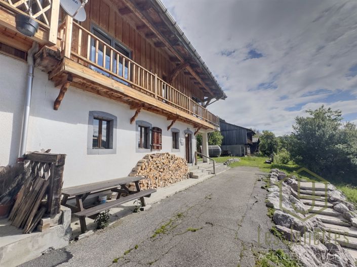 Image No.26-10 Bed House for sale