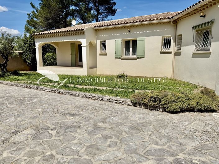 Image No.11-3 Bed House for sale