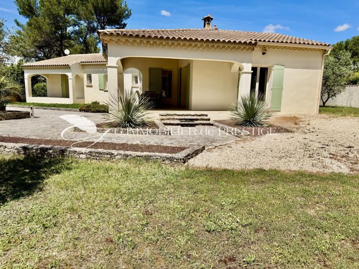 Image No.8-3 Bed House for sale