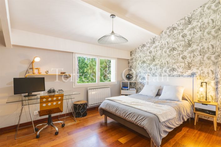 Image No.11-6 Bed House for sale