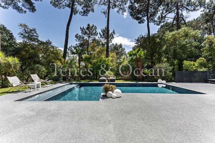 Image No.3-6 Bed House for sale