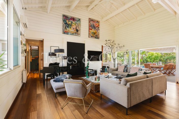 Image No.4-6 Bed House for sale