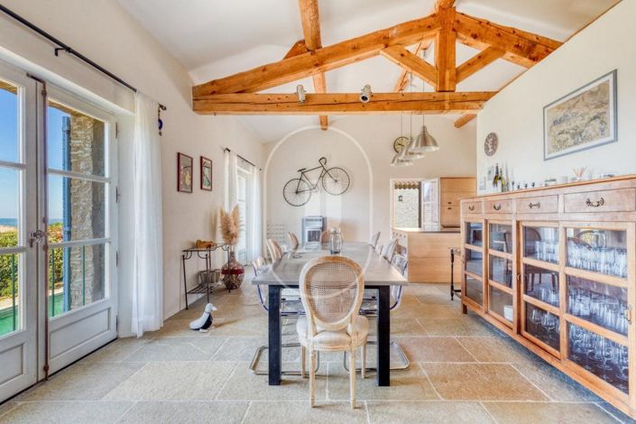 Image No.6-7 Bed House for sale