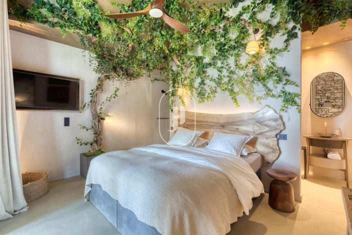 Image No.14-7 Bed House for sale
