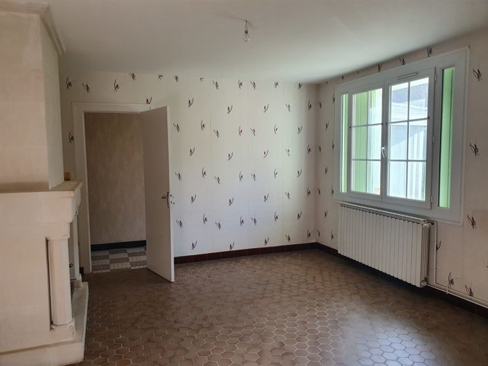 Image No.22-6 Bed House for sale