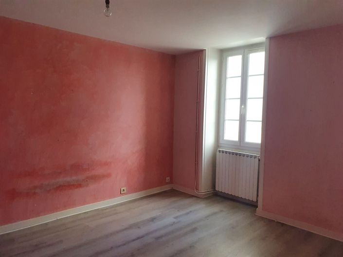 Image No.27-6 Bed House for sale