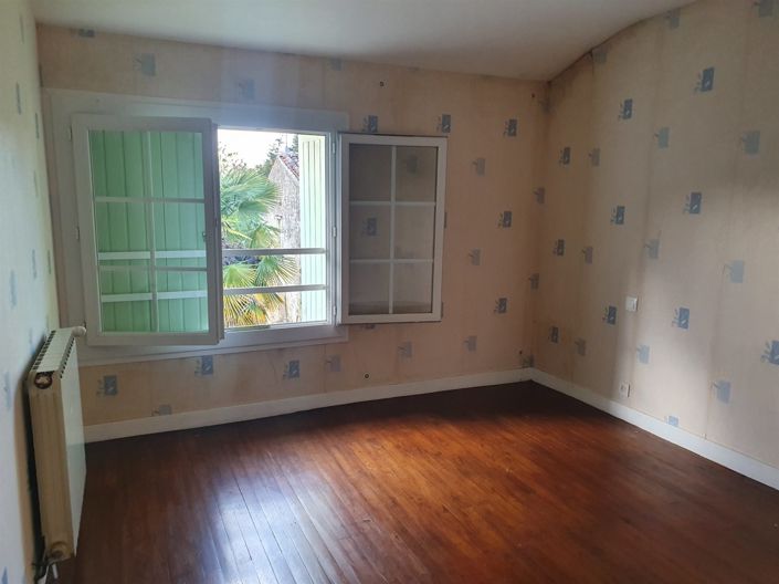 Image No.29-6 Bed House for sale