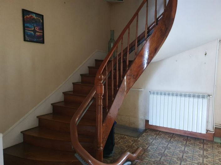 Image No.4-6 Bed House for sale