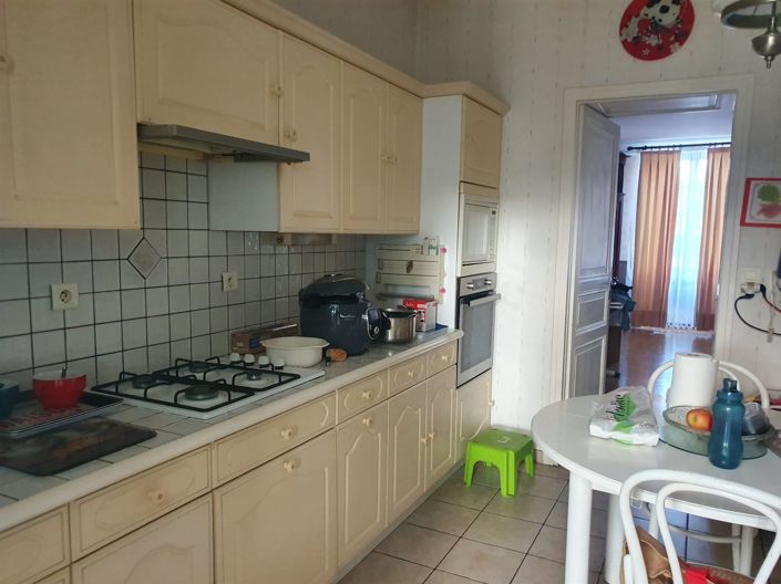 Image No.7-6 Bed House for sale
