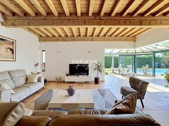 Image No.6-4 Bed Property for sale