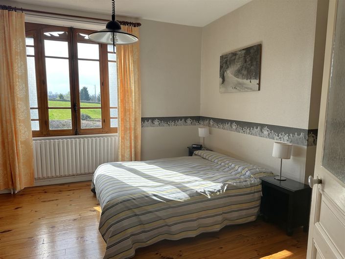 Image No.25-5 Bed House for sale