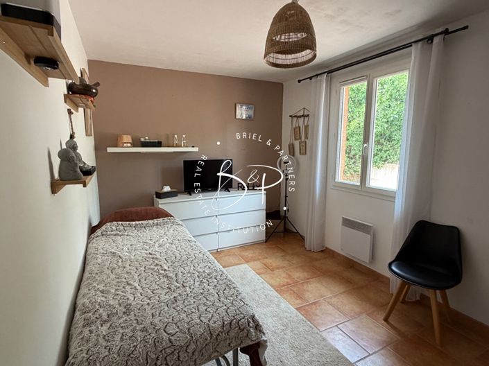 Image No.14-3 Bed House for sale