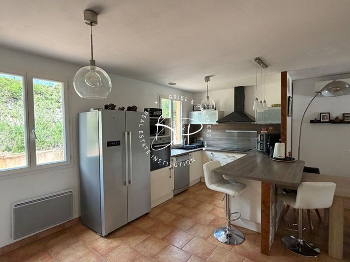 Image No.7-3 Bed House for sale