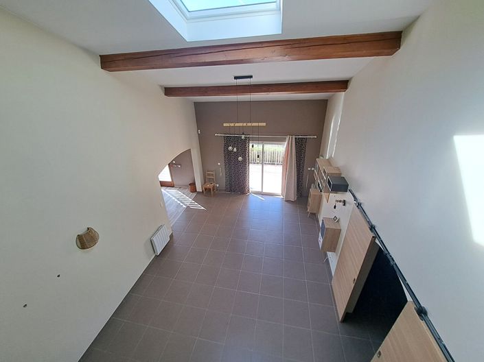 Image No.7-3 Bed House for sale