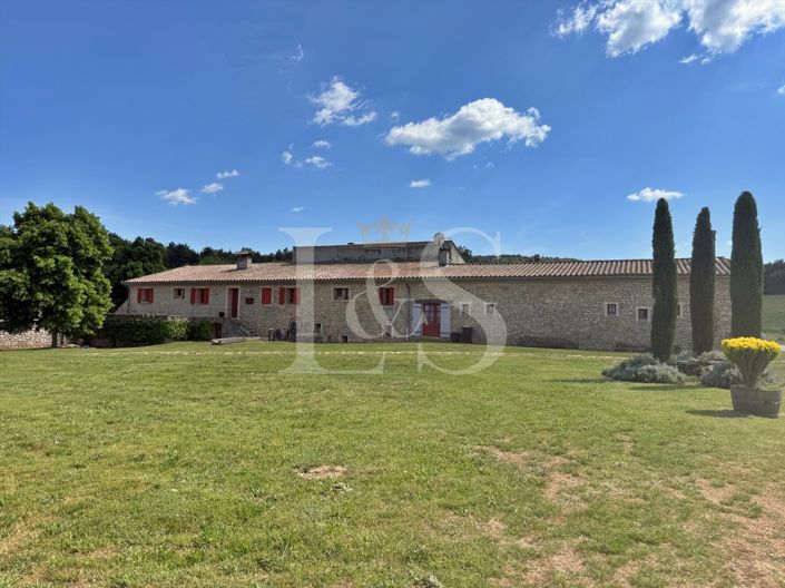 Image No.4-8 Bed House for sale