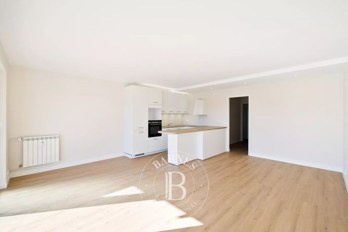 Image No.5-4 Bed Apartment for sale