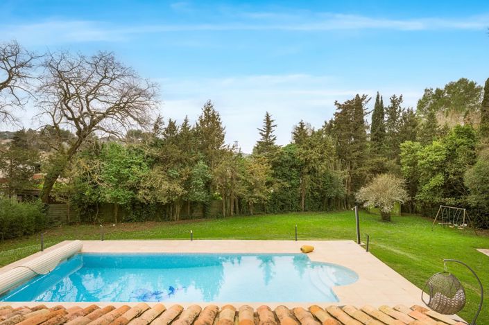 Image No.3-4 Bed House for sale
