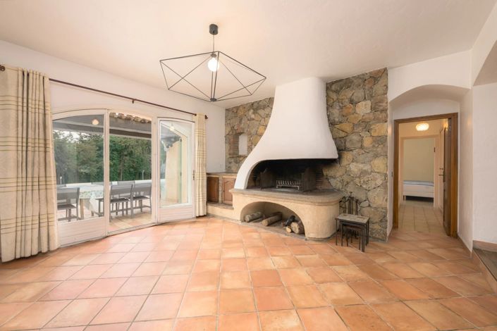 Image No.4-4 Bed House for sale