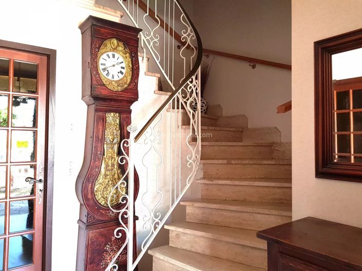 Image No.6-4 Bed House for sale