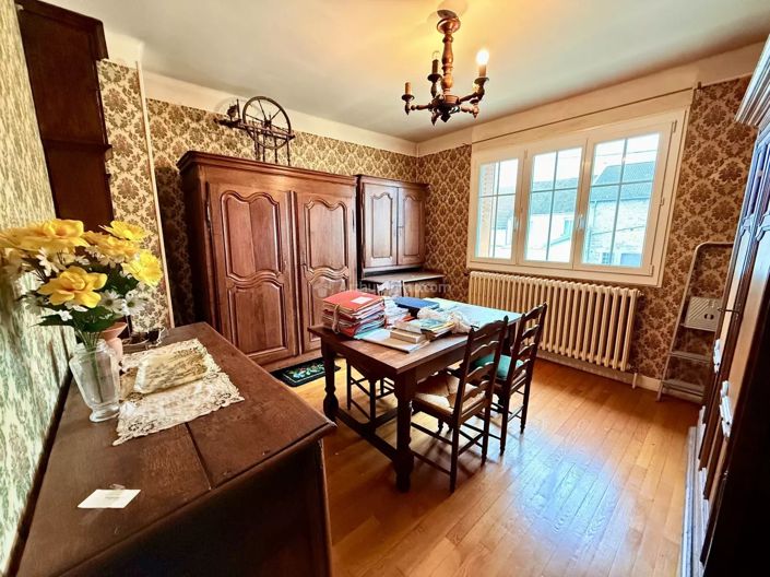 Image No.4-House for sale