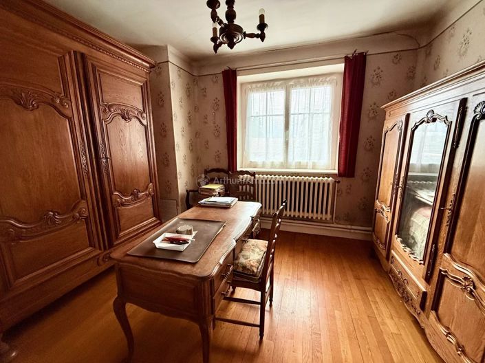 Image No.6-House for sale