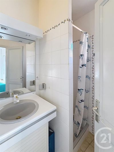 Image No.18-4 Bed House for sale