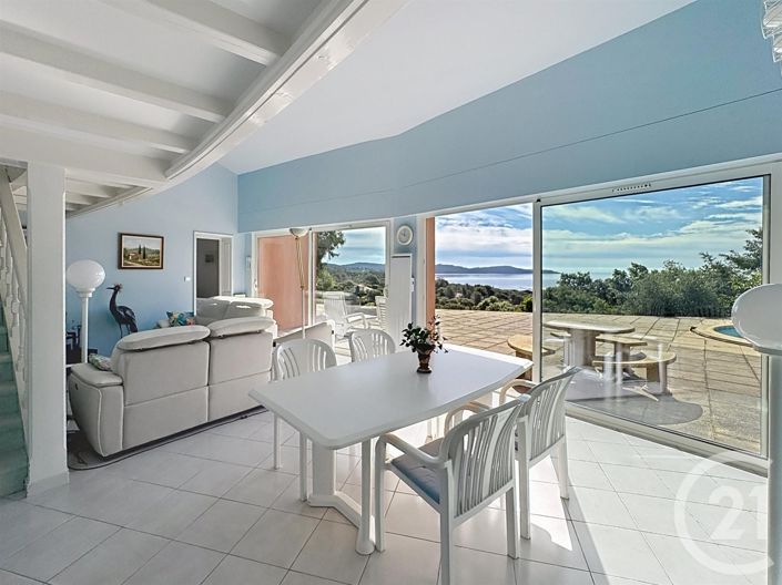 Image No.4-4 Bed House for sale
