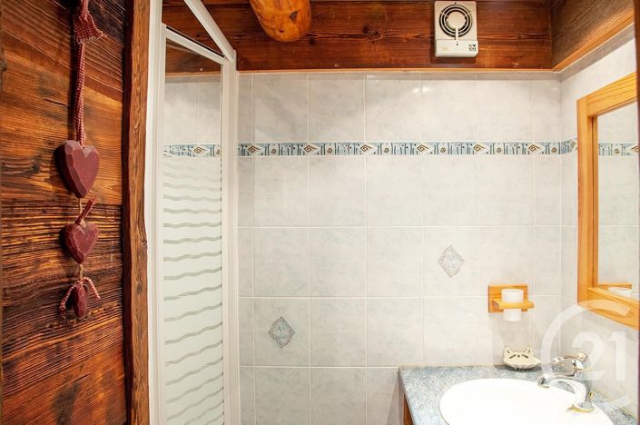 Image No.14-5 Bed House for sale