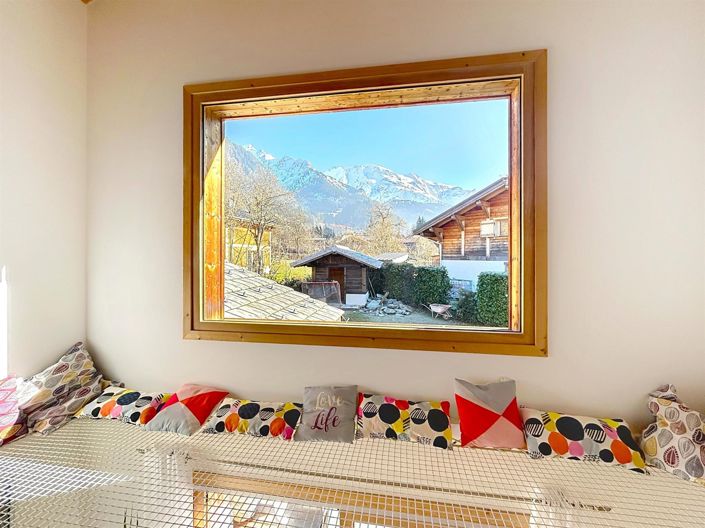 Image No.17-4 Bed House for sale