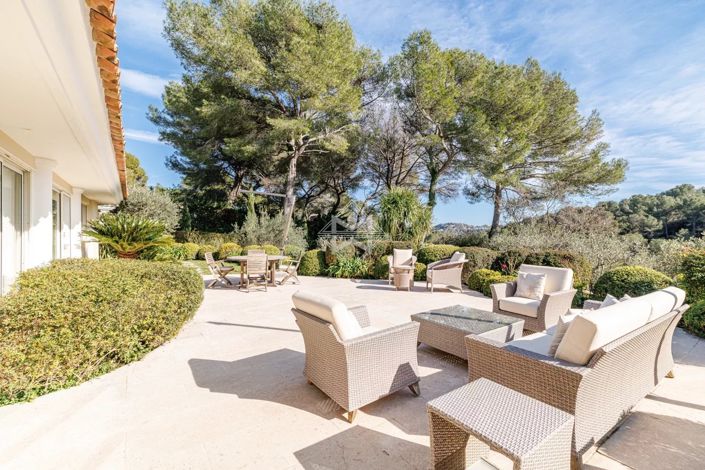 Image No.13-6 Bed House for sale
