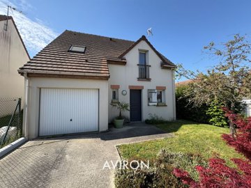 1 - Chartres, House