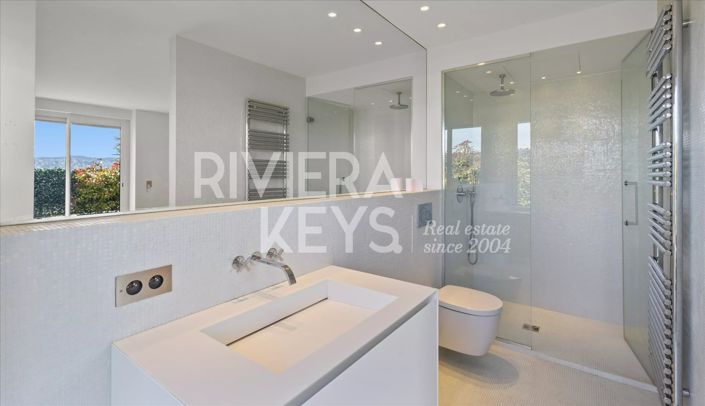 Image No.19-3 Bed Apartment for sale