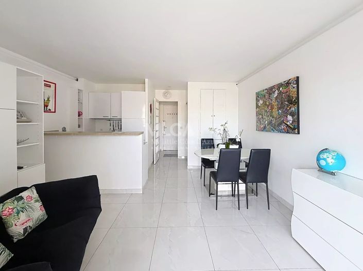 Image No.7-Appartement de 1 chambre à vendre à Saint-Laurent-du-Var