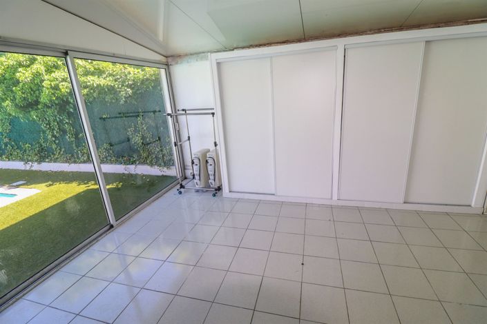 Image No.40-2 Bed House for sale