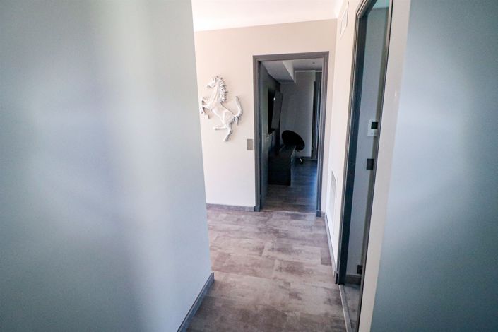 Image No.41-2 Bed House for sale