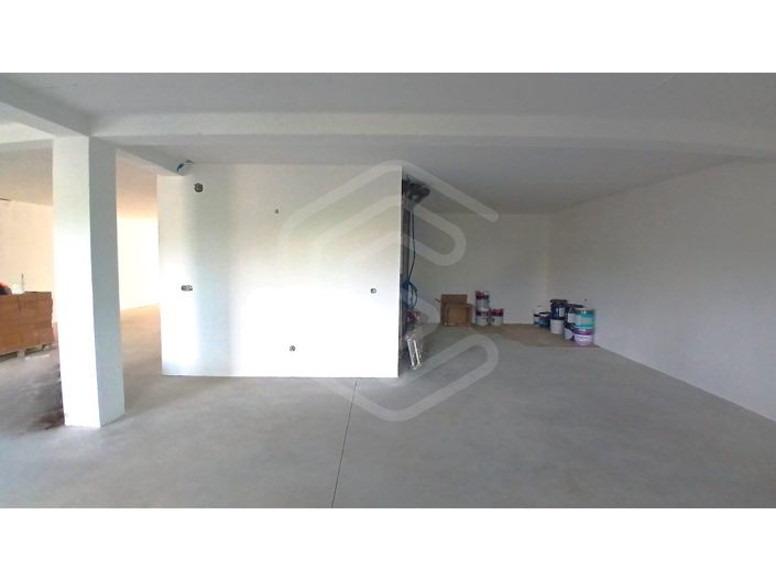 Image No.16-3 Bed House for sale