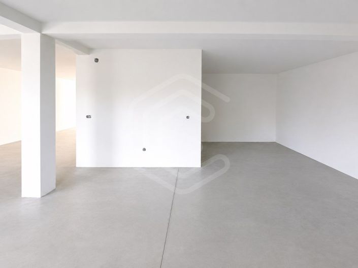 Image No.16-3 Bed House for sale