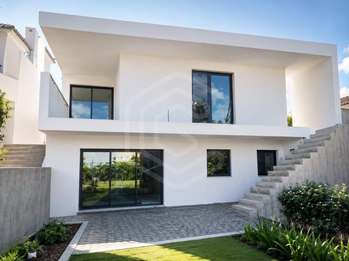 Image No.2-3 Bed House for sale
