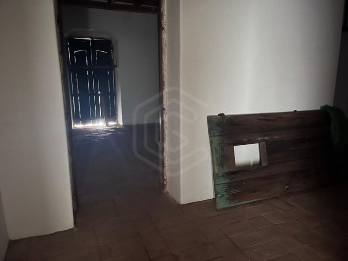 Image No.17-5 Bed House for sale