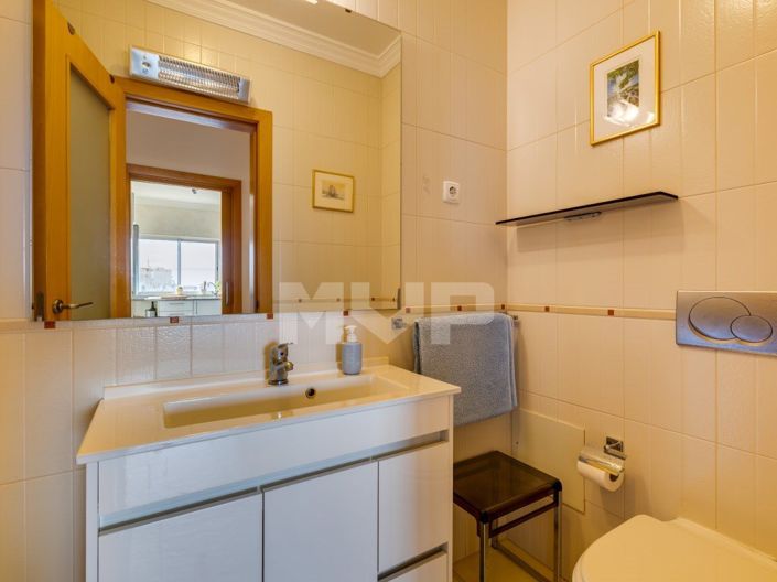 Image No.16-2 Bed Apartment for sale