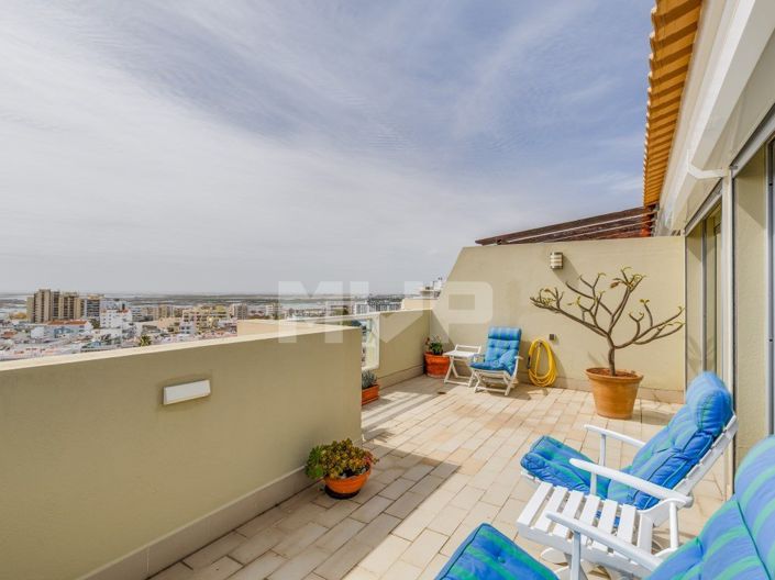 Image No.24-2 Bed Apartment for sale